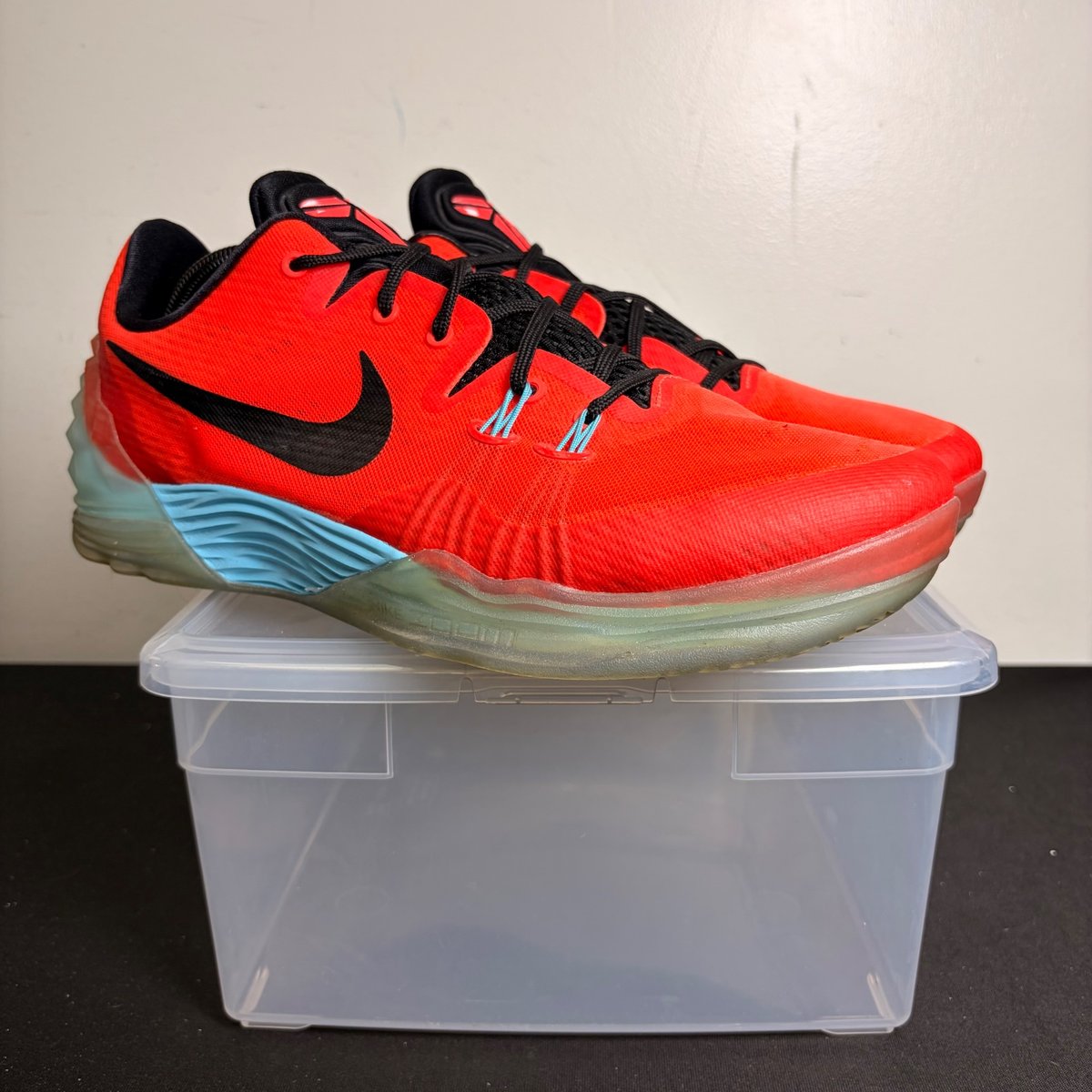 Nike Zoom Kobe Venomenon 5 Bright Crimson Tide Pool Blue (Size 12) - Image 1