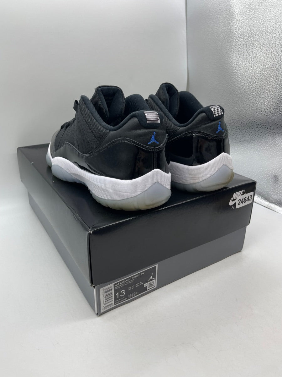 Jordan 11 Retro Low Space Jam 13 (Moderately Worn Pre-Owned)JordanBlack/Varsity Royal/White - Image 4