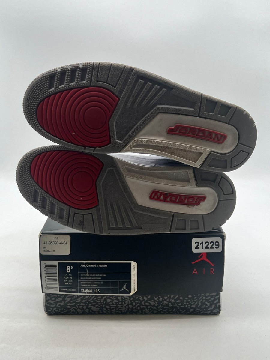 Jordan 3 Retro White Cement (2011) 8.5 (Moderately Worn Pre-Owned) - Image 8