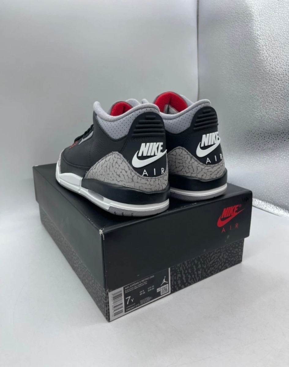 Jordan 3 Retro Black Cement (2024) (GS) 7Y (Lightly Worn Pre-Owned)JordanBlack/Fire Red/Cement Grey/Sail - Image 4