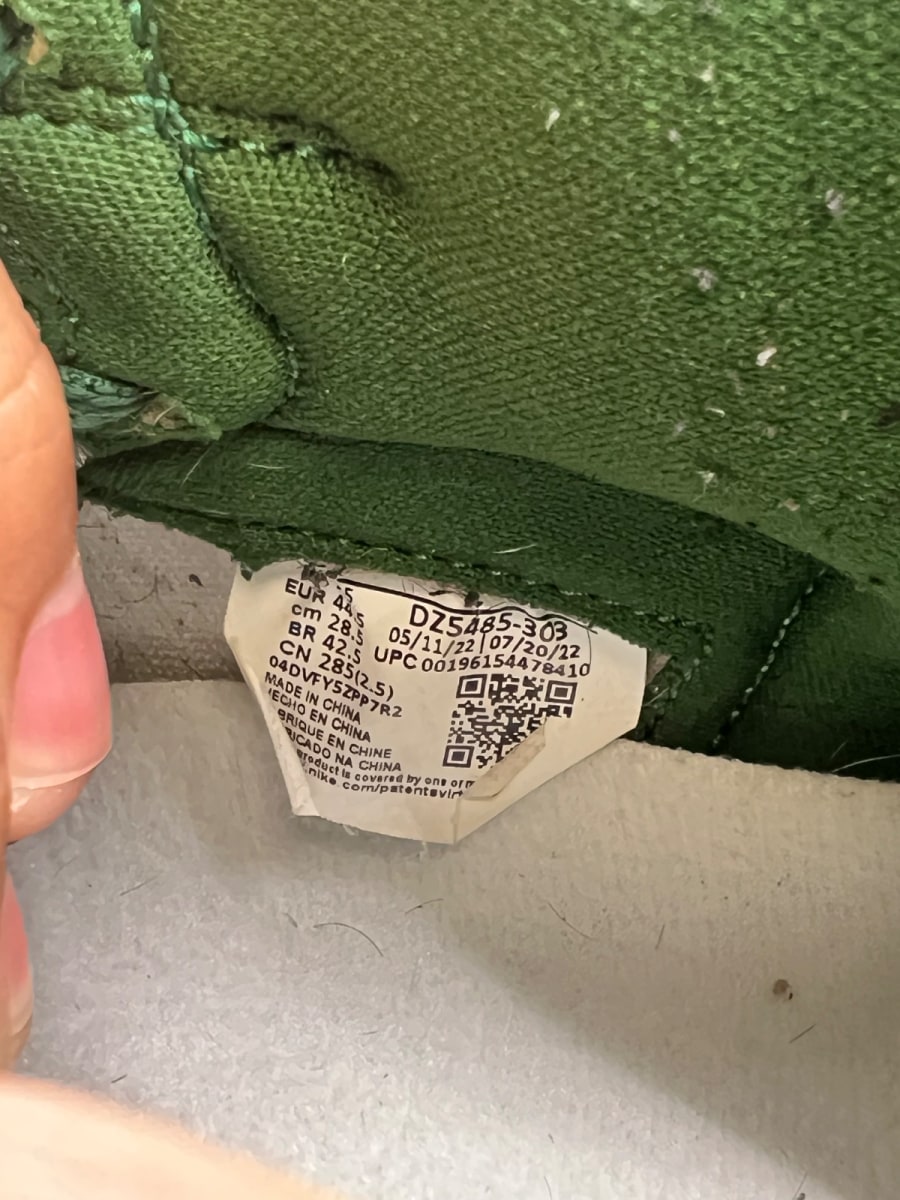 Jordan 1 Retro High OG Gorge Green 10.5 (Moderately Worn Pre-Owned) - Image 10