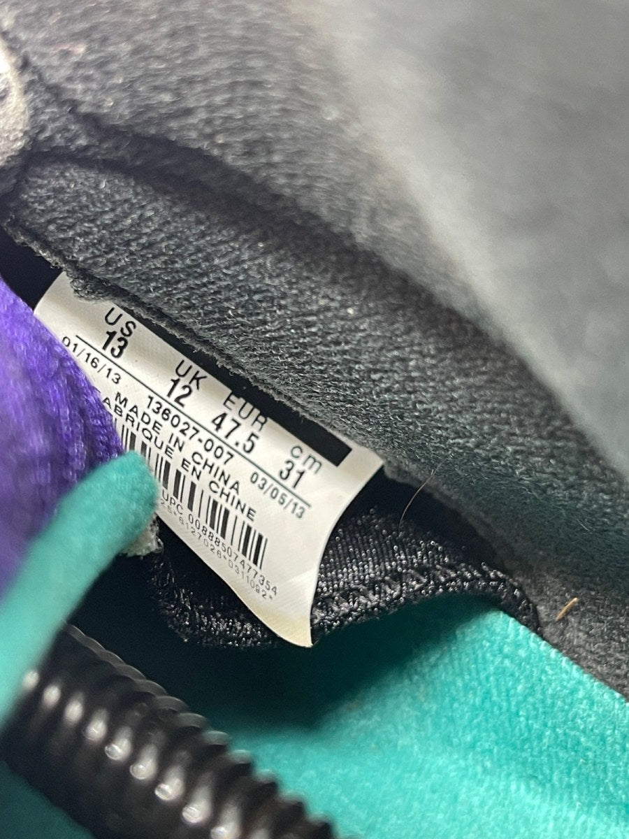 Jordan 5 Retro Black Grape (2013) 13 (Heavily Worn Pre-Owned) - Image 8
