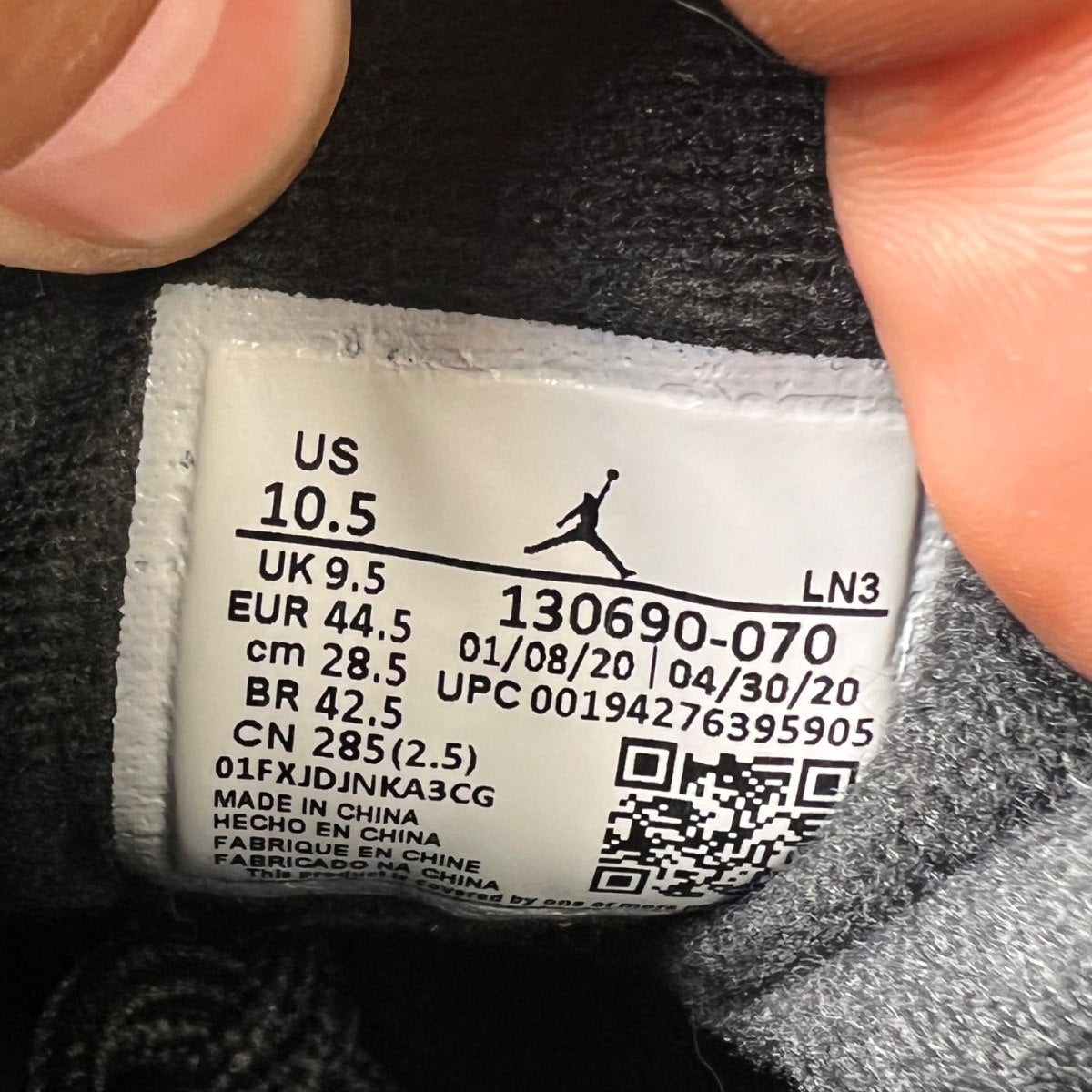 Jordan 12 Retro Black University Gold 10.5 (Lightly Worn Pre-Owned)JordanBlack/University Gold - Image 4