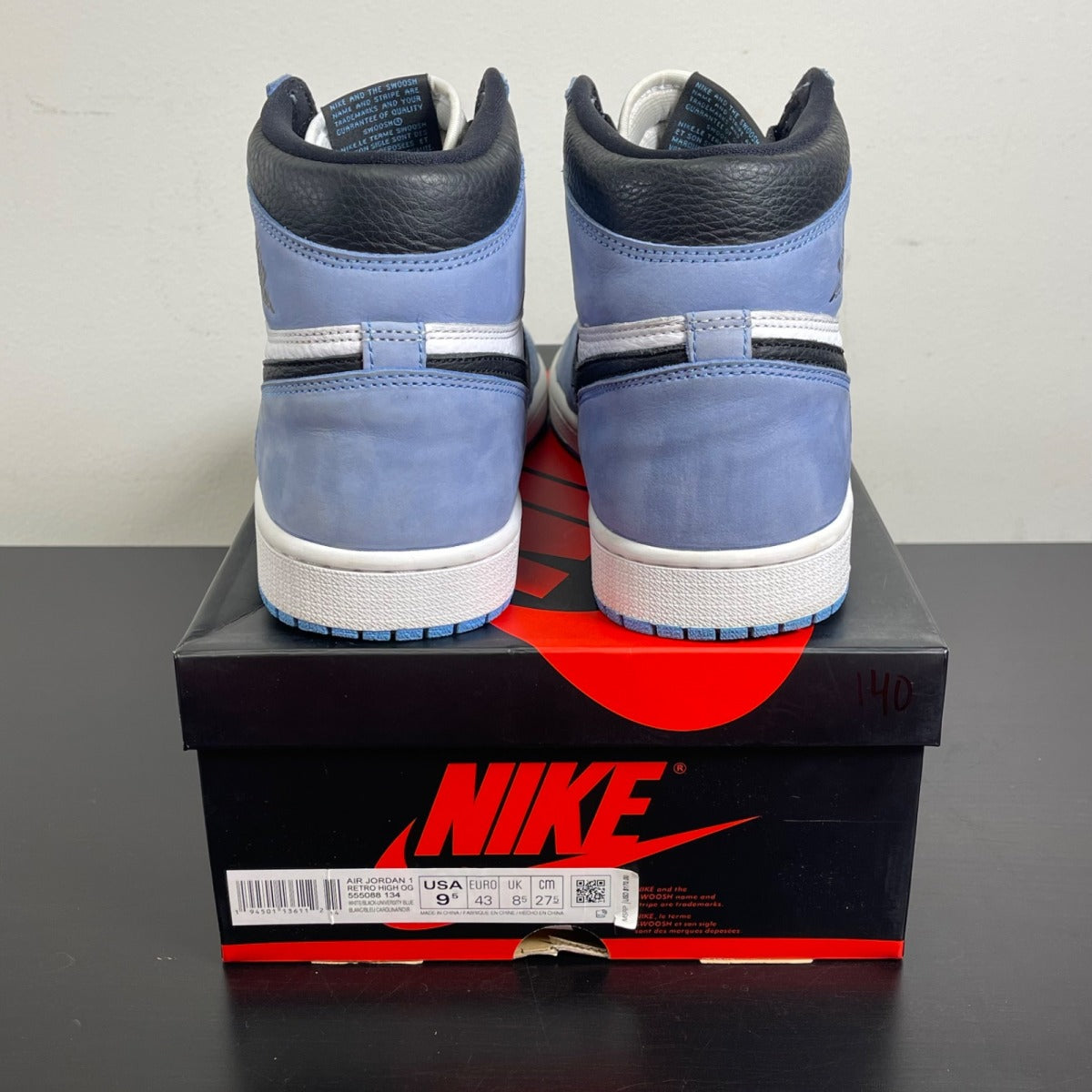 Jordan 1 Retro High OG University Blue 9.5 (Moderately Worn Pre-Owned)JordanWhite/University Blue-Black - Image 4