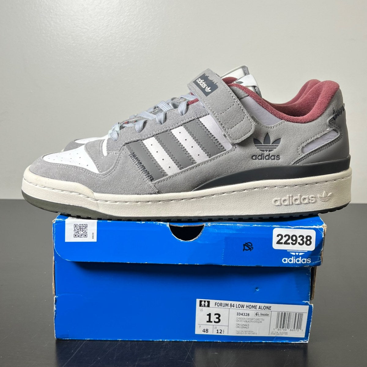 adidas Forum 84 Low Home Alone 2 13 (Lightly Worn Pre-Owned)adidasCharcoal Solid Grey/Crystal White/Grey Four - Image 3