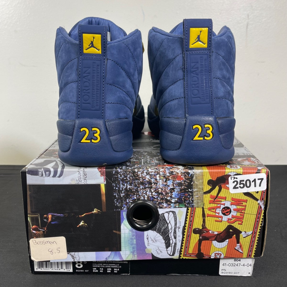 Jordan 12 Retro Michigan 8.5 (Moderately Worn Pre-Owned)JordanCollege Navy/Amarillo - Image 4
