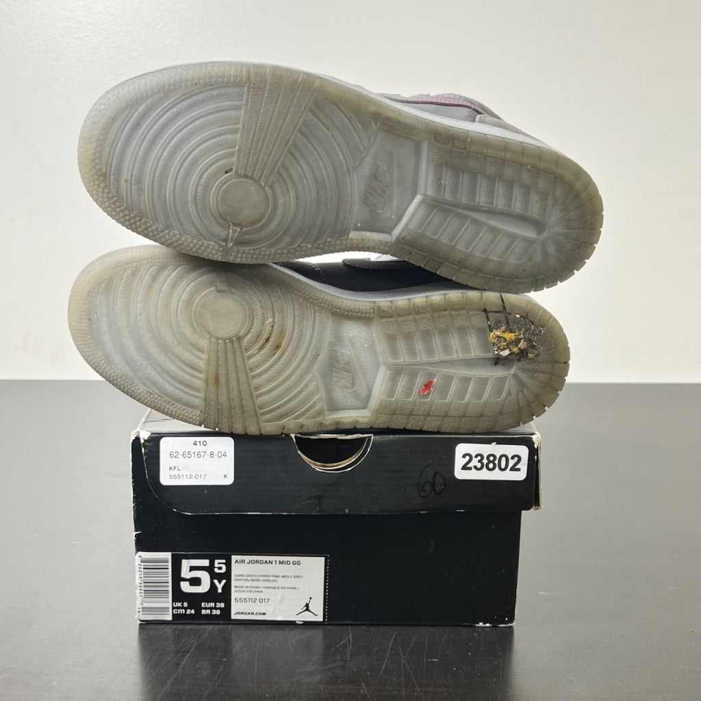Air Jordan 1 Mid GS 'Dark Grey Hyper Pink' 5.5 (Moderately Worn Pre-Owned)Air Jordan - Image 6
