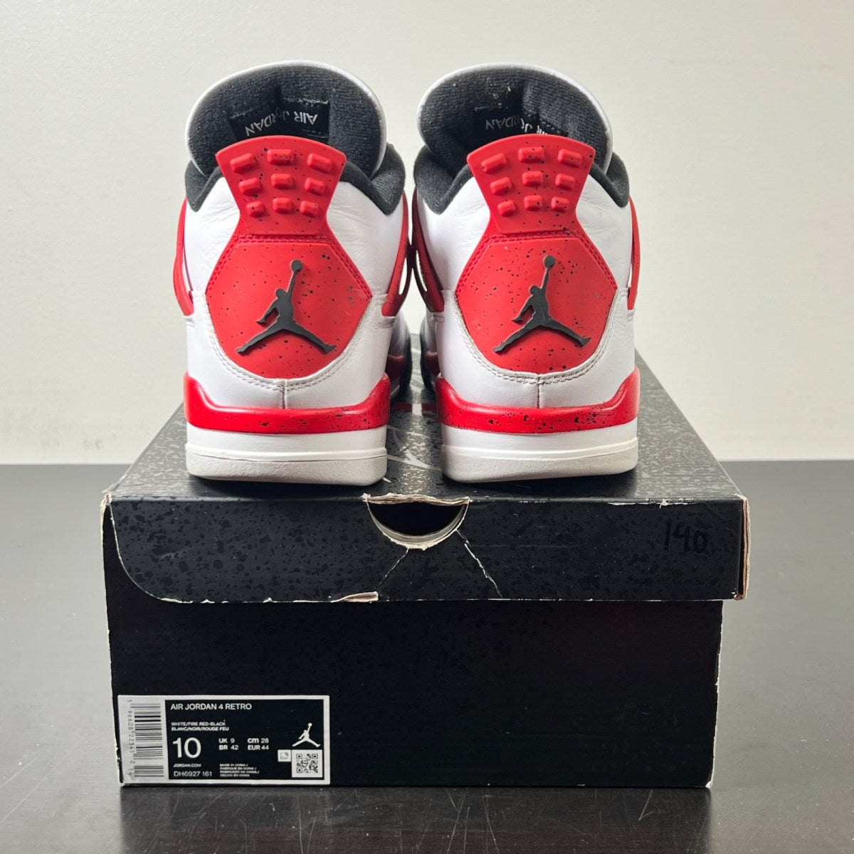 Jordan 4 Retro Red Cement 10 (Lightly Worn Pre-Owned)JordanWhite/Fire Red/Black/Neutral Grey - Image 4