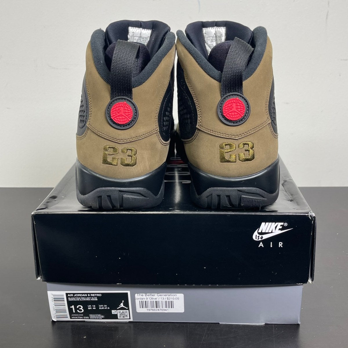 Jordan 9 Retro Olive (2024) 13 (Moderately Worn Pre-Owned)JordanBlack/True Red/Light Olive - Image 4