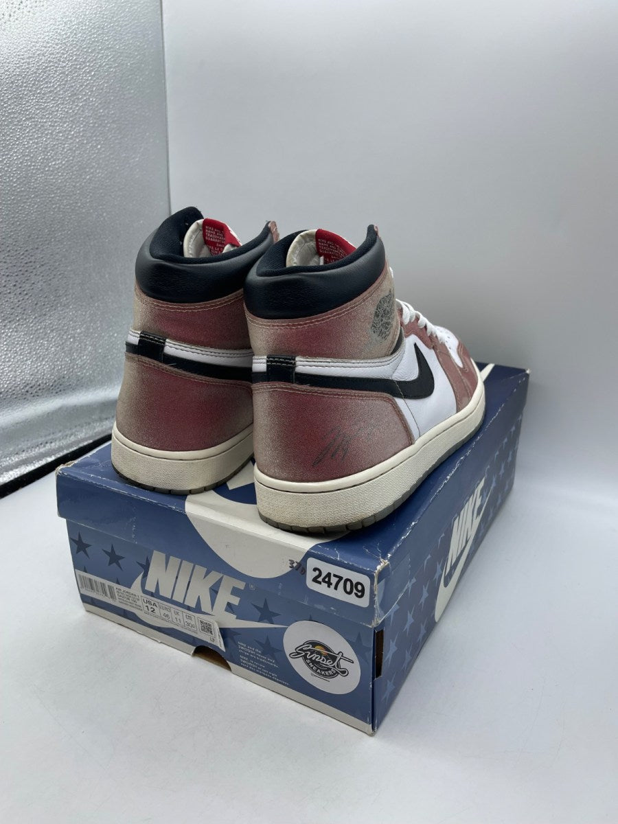 Jordan 1 Retro High Trophy Room Chicago 12 (Moderately Worn Pre-Owned)JordanWhite/Varsity Red-Sail-Black - Image 5