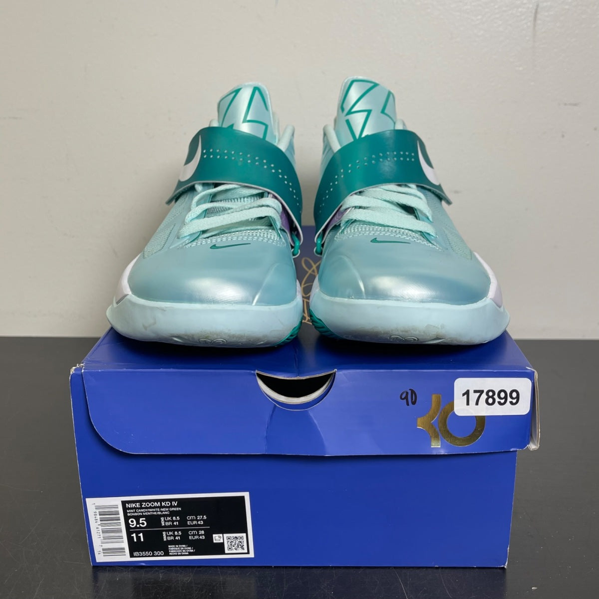 Nike KD 4 Easter (2025) 9.5 (Moderately Worn Pre-Owned)NikeMint Candy/White/New Green - Image 2