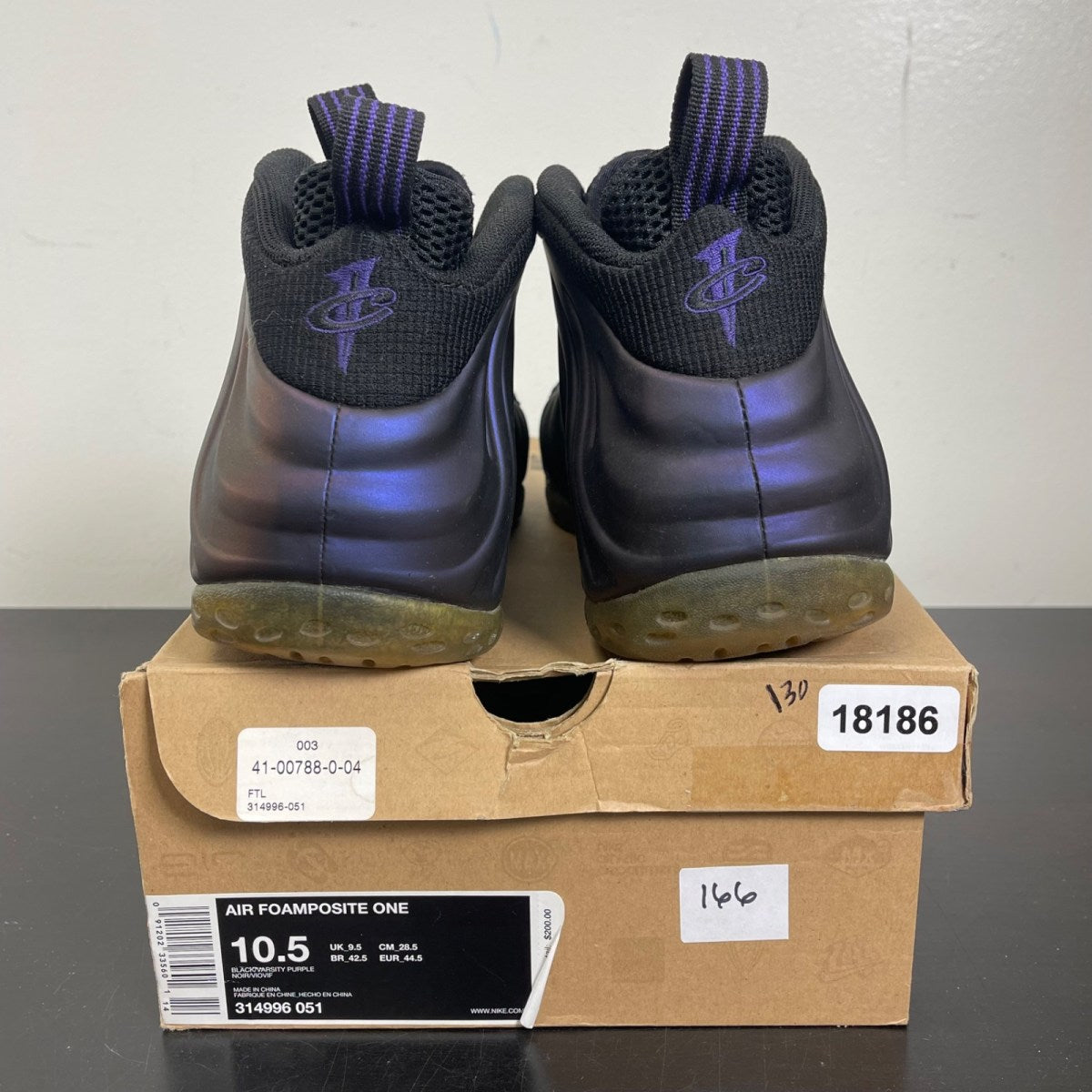 Nike Air Foamposite One Eggplant 10.5 (Moderately Worn Pre-Owned)NikeBlack/Varsity Purple - Image 4