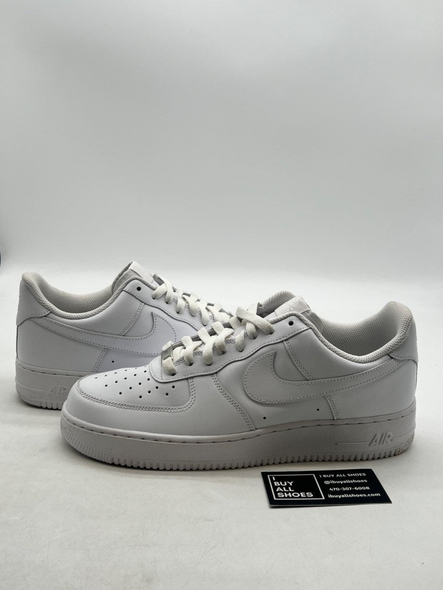 Nike Air Force 1 Low '07 White 11 (Lightly Worn Pre-Owned) - Image 1