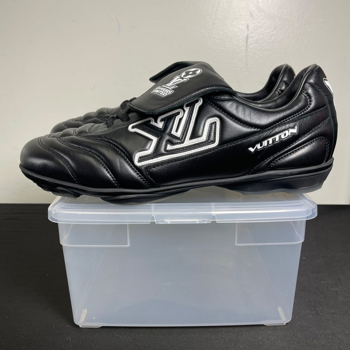 Louis Vuitton LV Footprint Soccer Black White (Size 10.5) - aux