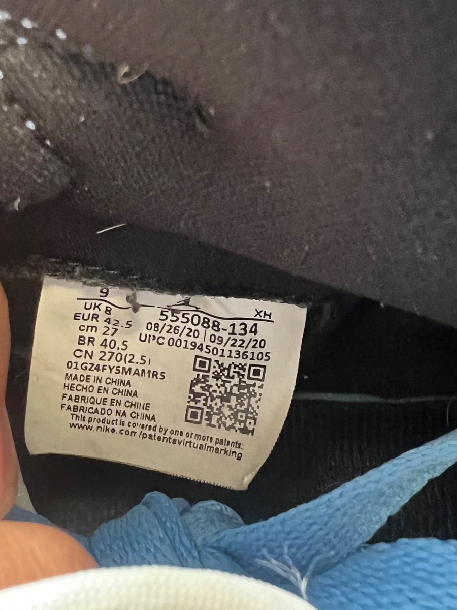 Jordan 1 Retro High OG University Blue 9 (Moderately Worn Pre-Owned)JordanWhite/University Blue-Black - Image 7