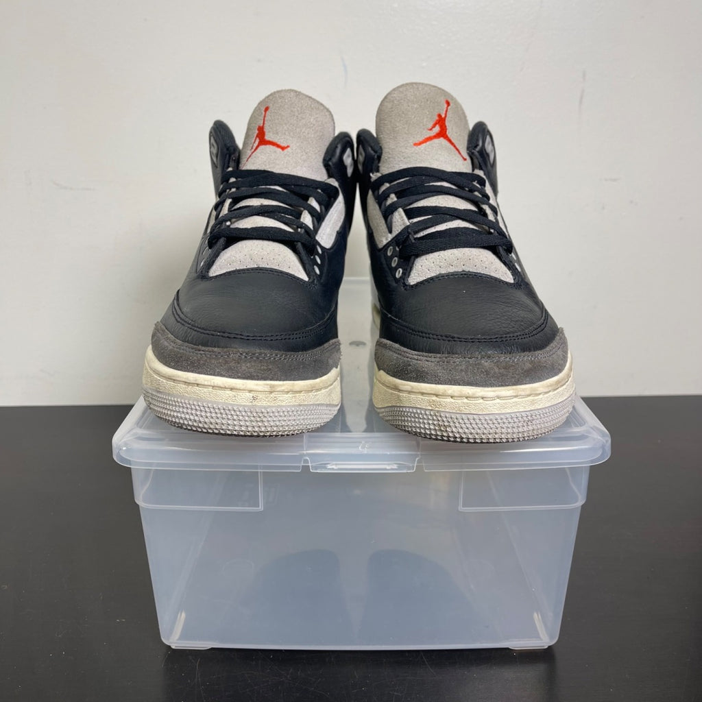 Jordan 3 Retro OG Rare Air 12 (Moderately Worn Pre-Owned)JordanBlack/Chile Red/Neutral Grey/Military Blue/Coconut Milk - Image 2