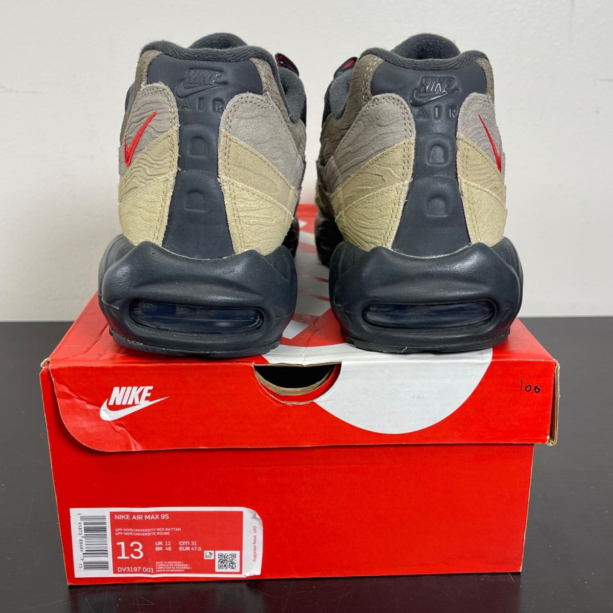 Nike Air Max 95 Off Noir Limestone 13 (Moderately Worn Pre-Owned)NikeOff Noir/University Red-Rattan-Limestone - Image 4