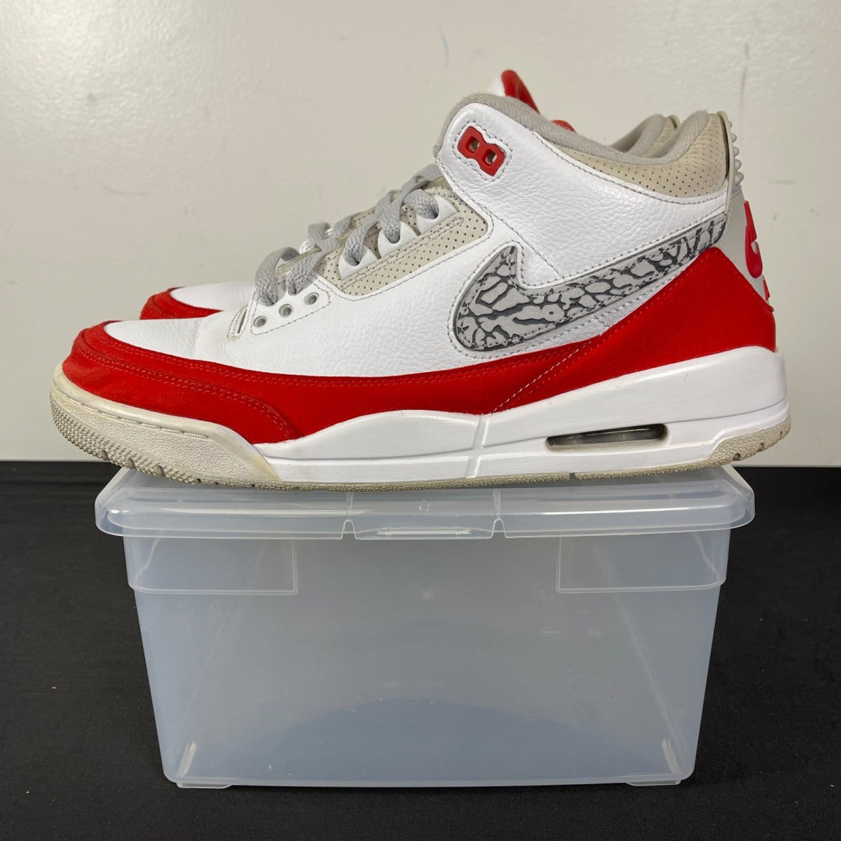 Jordan 3 Retro Tinker White University Red (Size 11) Moderately Worn - Image 3