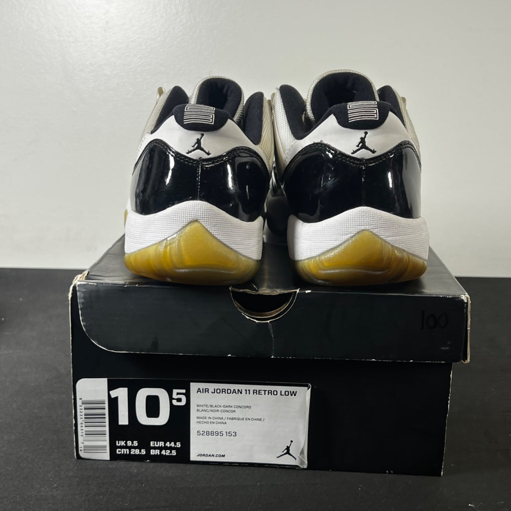 Jordan 11 Retro Low Concord 10.5 (Moderately Worn Pre-Owned)JordanWhite/Black-Concord - Image 5