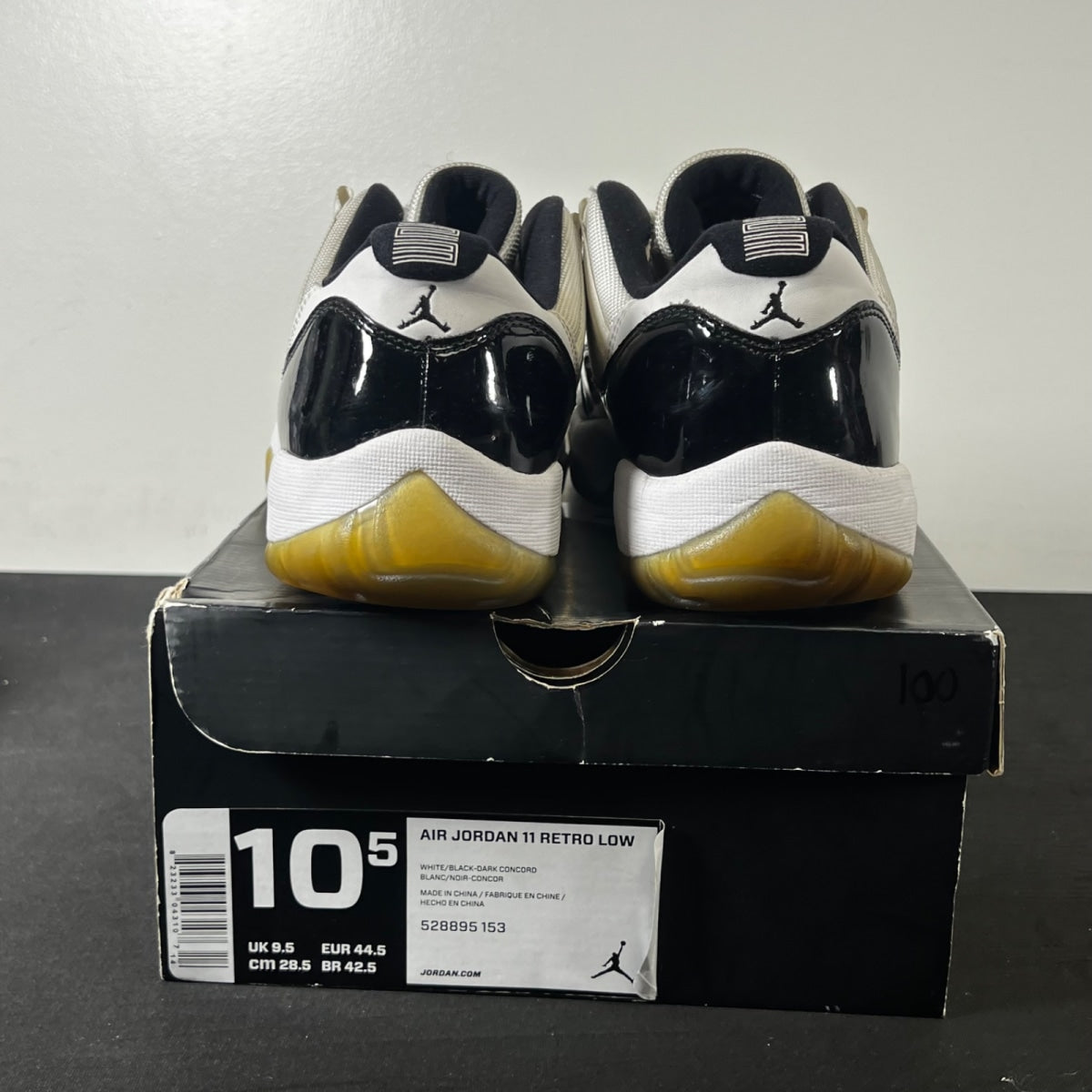 Jordan 11 Retro Low Concord 10.5 (Moderately Worn Pre-Owned)JordanWhite/Black-Concord - Image 5