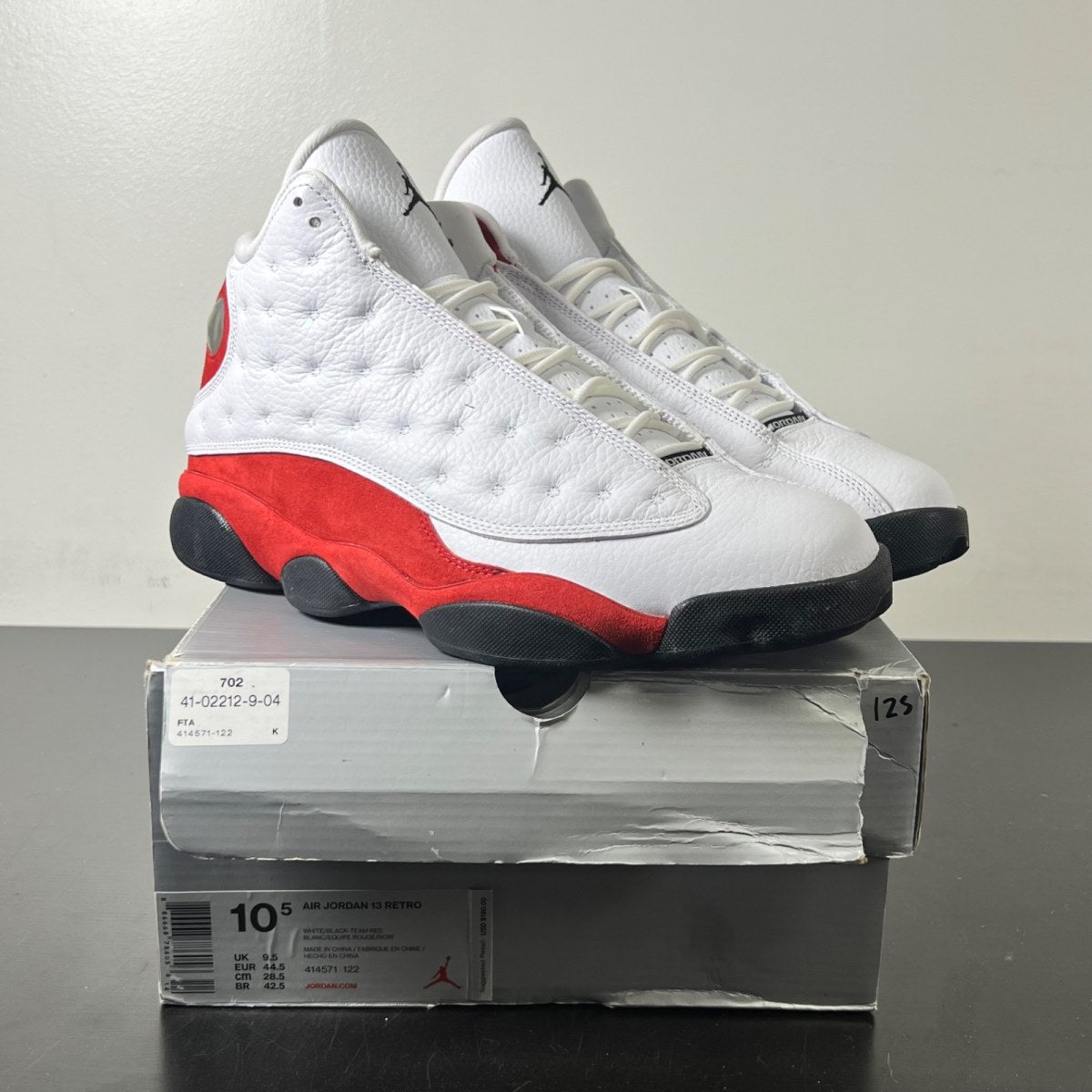 Jordan 13 Retro OG Chicago (2017) 10.5 (Lightly Worn Pre-Owned)JordanWhite/Black-True Red - Image 1
