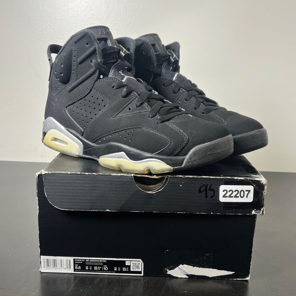Jordan 6 Retro Chrome 8.5 (Lightly Worn Pre-Owned)JordanBlack/Black/Metallic Silver - Image 1
