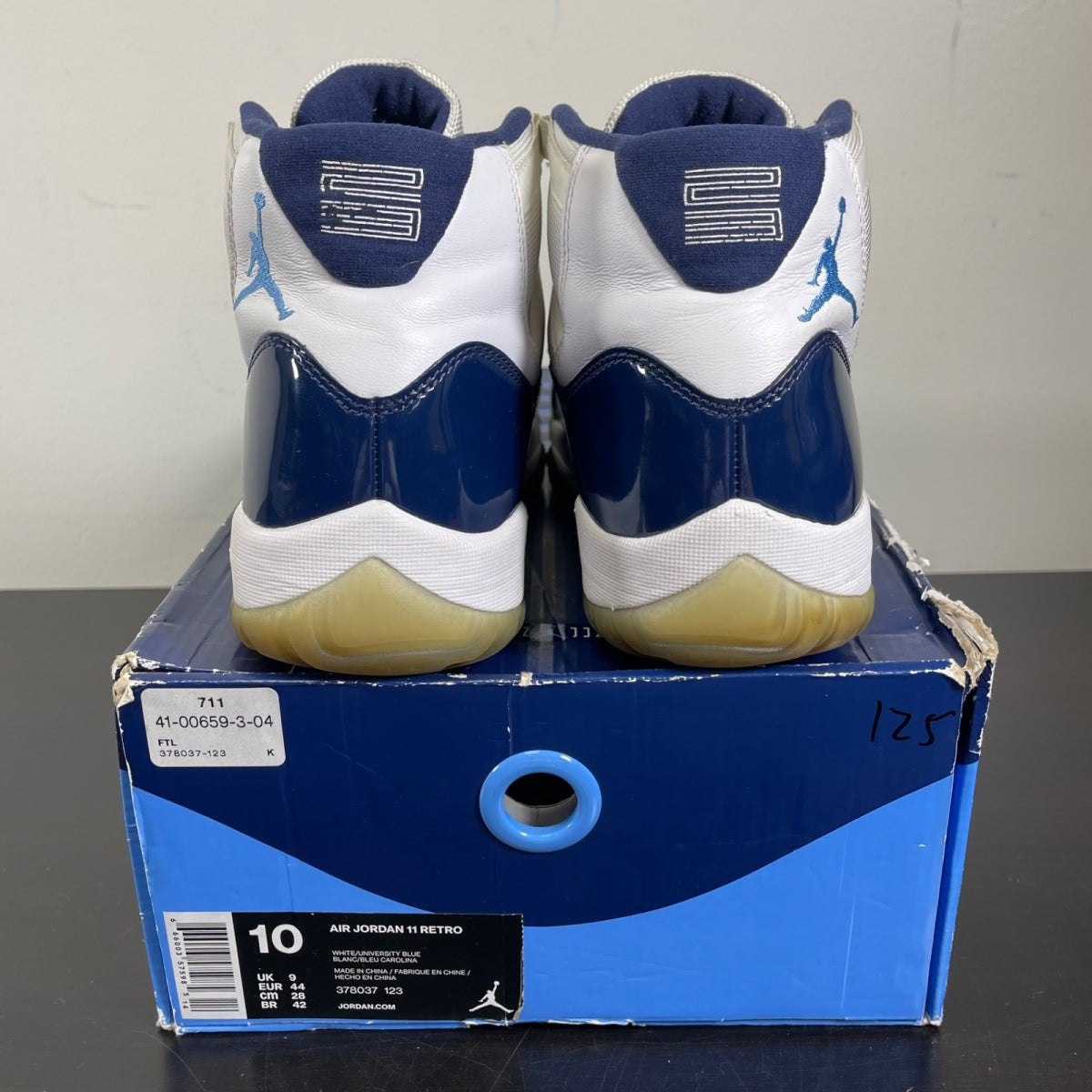 Jordan 11 Retro UNC Win Like 82 10 (Moderately Worn Pre-Owned)JordanWhite/University Blue-Midnight Navy - Image 4