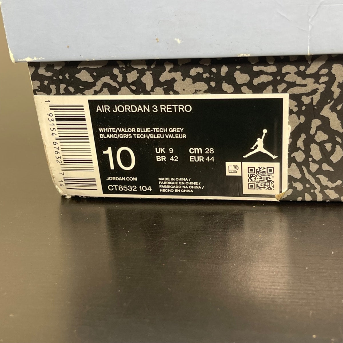 Jordan 3 Retro UNC (2020) 10 (Moderately Worn Pre-Owned)JordanWhite/Valor Blue-Tech Grey - Image 7