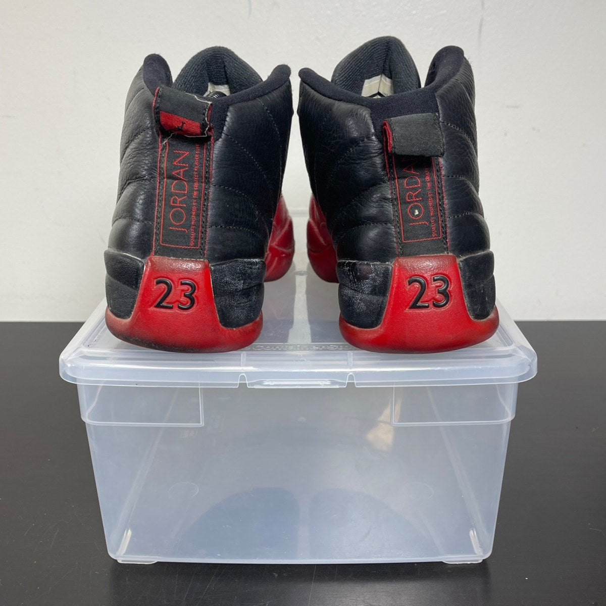 Jordan 12 Retro Flu Game (2016) 8.5 (Moderately Worn Pre-Owned)JordanBlack/Varsity Red - Image 4