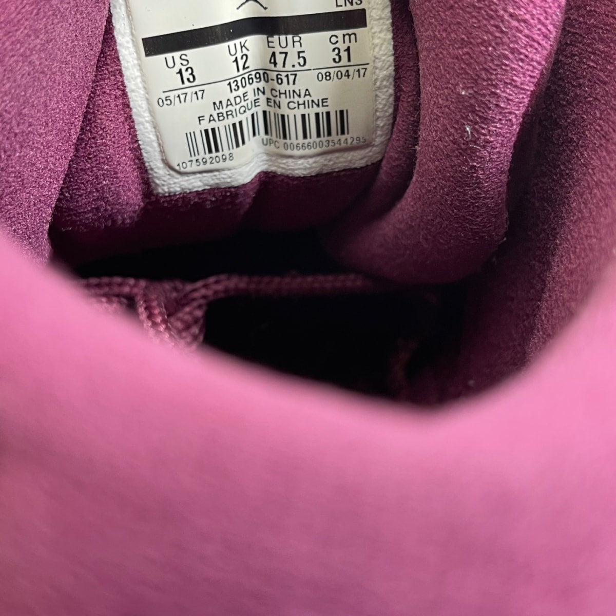 Jordan 12 Retro Bordeaux 13 (Moderately Worn Pre-Owned)JordanBordeaux/Sail-Metallic Silver - Image 6