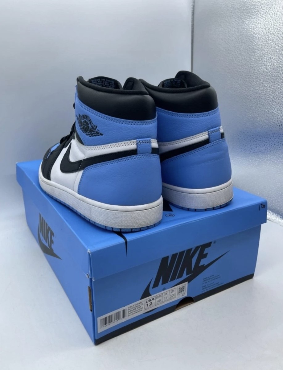 Jordan 1 Retro High OG UNC Toe 12 (Lightly Worn Pre-Owned)JordanUniversity Blue/Black/White - Image 6