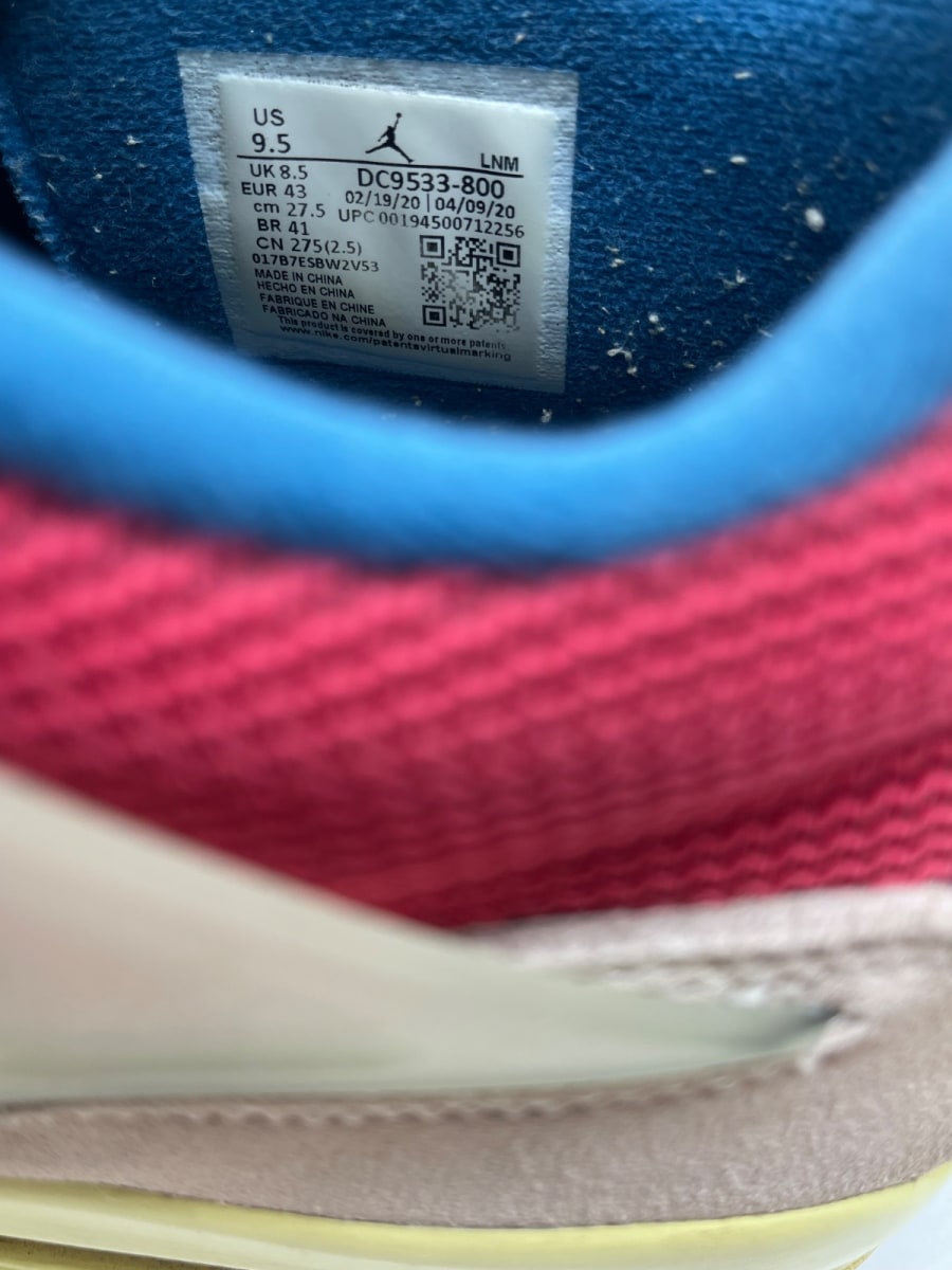 Jordan 4 Retro Union Guava Ice 9.5 (Moderately Worn Pre-Owned) - Image 8