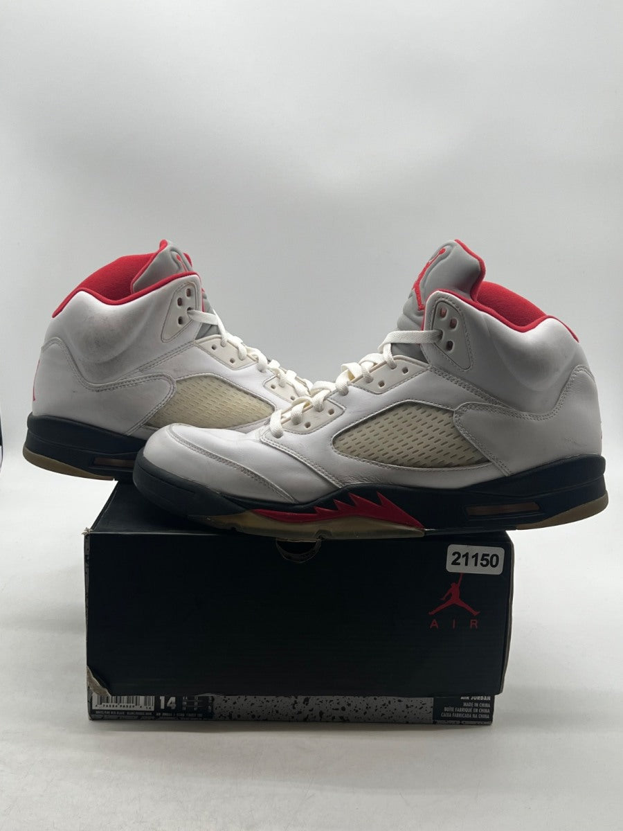 Jordan 5 Retro Fire Red (2013) 14 (Heavily Worn Pre-Owned) - Image 1