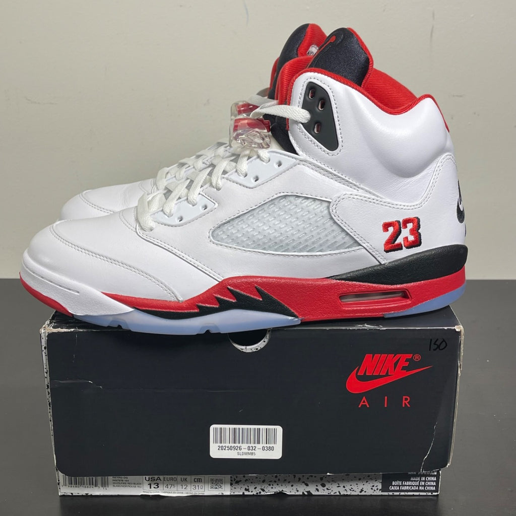 Jordan 5 Retro Fire Red Black Tongue (2025) 13 (Moderately Worn Pre-Owned)JordanWhite/Fire Red/Black - Image 3
