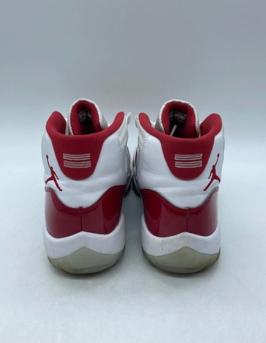 Jordan 11 Retro Cherry (2022) 9.5 (Moderately Worn Pre-Owned)JordanWhite/Varsity Red/Black - Image 5