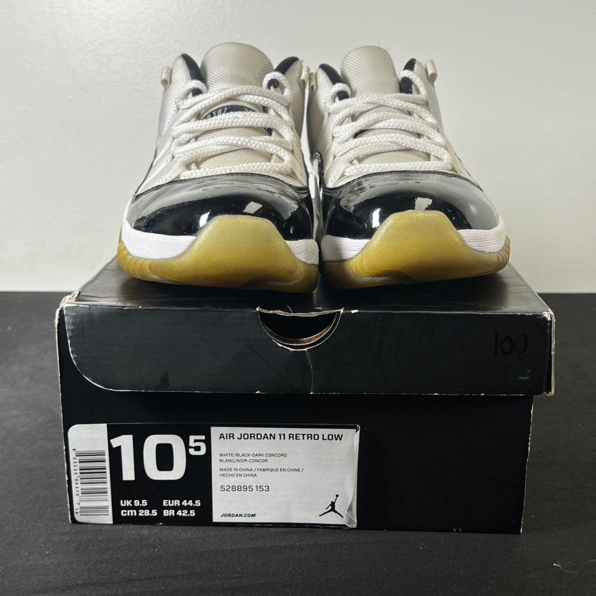 Jordan 11 Retro Low Concord 10.5 (Moderately Worn Pre-Owned)JordanWhite/Black-Concord - Image 2