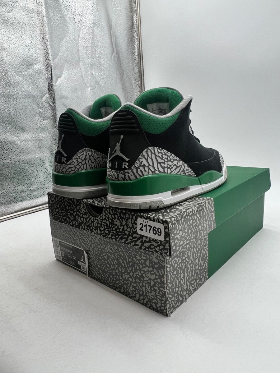 Jordan 3 Retro Pine Green 8 (Lightly Worn Pre-Owned) - Image 5
