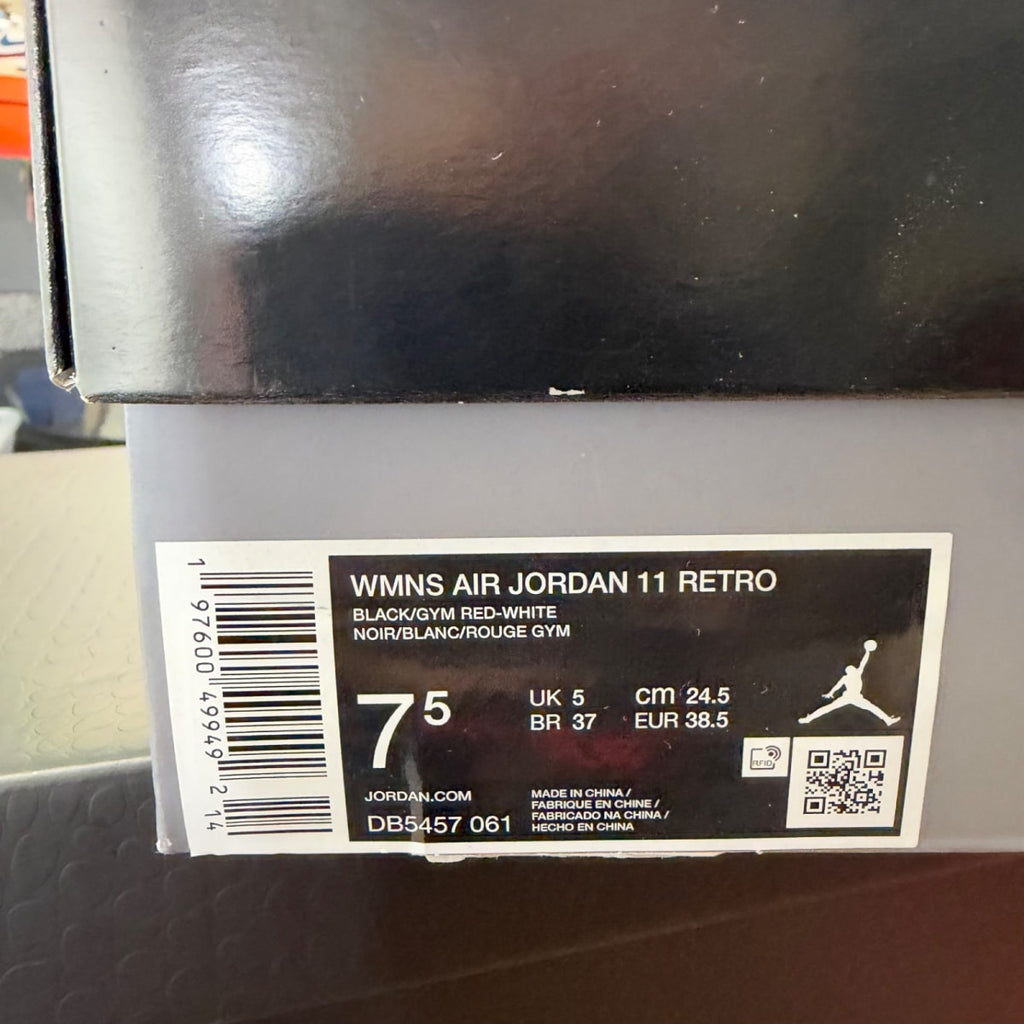 Jordan 11 Retro Bred Velvet (Women's) (Size 7.5W) - aux