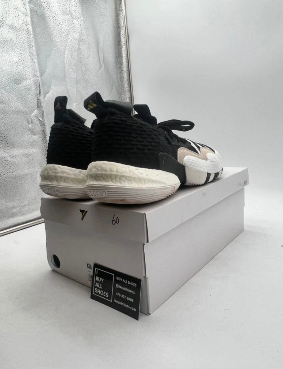 adidas Trae Young 2.0 Super Villain 11.5 (Lightly Worn Pre-Owned)adidasFootwear White/Core Black - Image 3