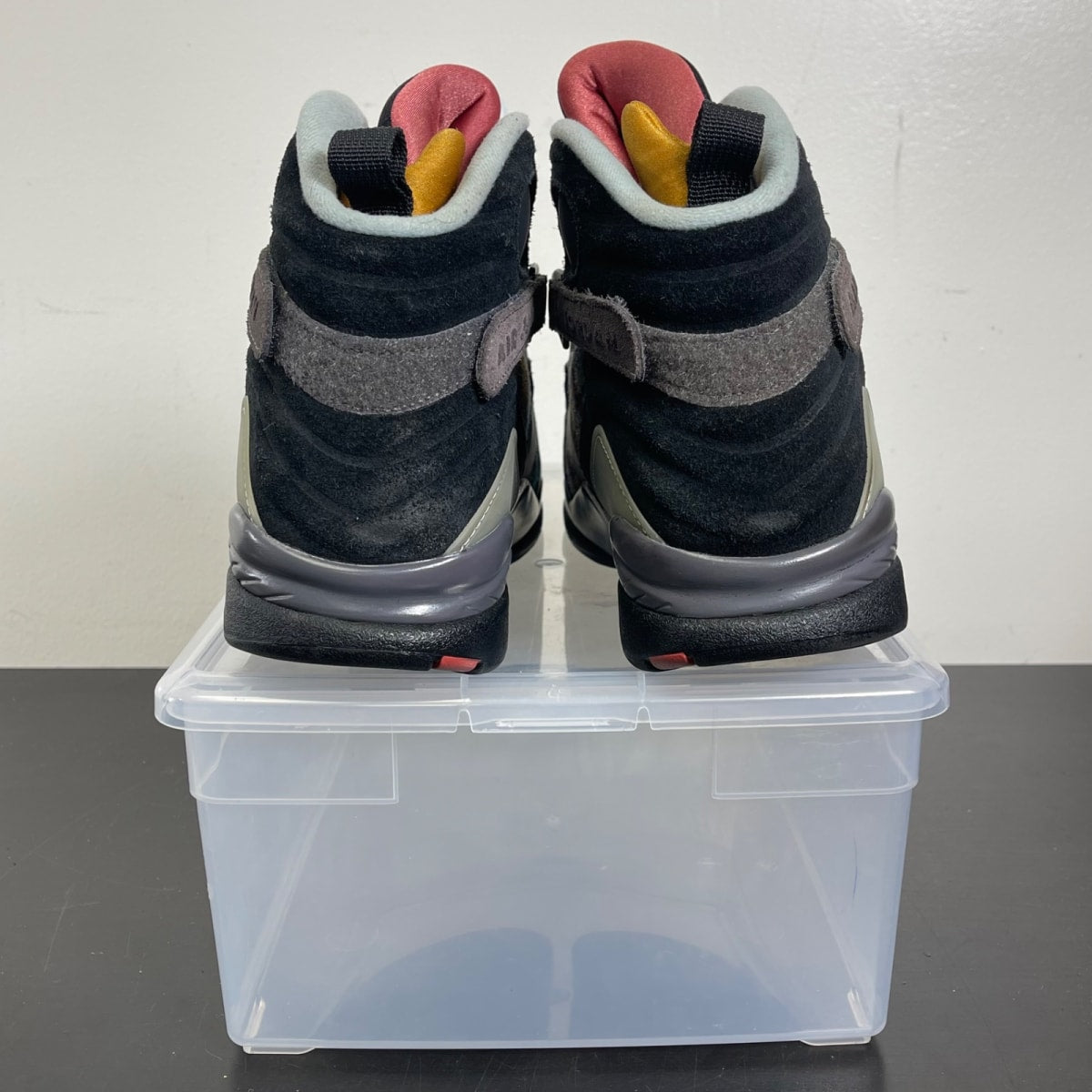 Jordan 8 Retro N7 (2019) 13 (Moderately Worn Pre-Owned)JordanThunder Grey/Light Graphite-Gold Suede-Black - Image 4
