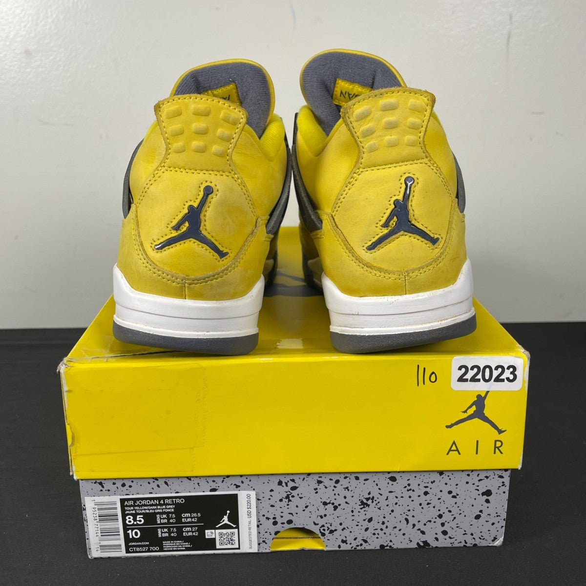 Jordan 4 Retro Lightning (2021) 8.5 (Moderately Worn Pre-Owned)JordanTour Yellow/White-Dark Blue Grey - Image 4