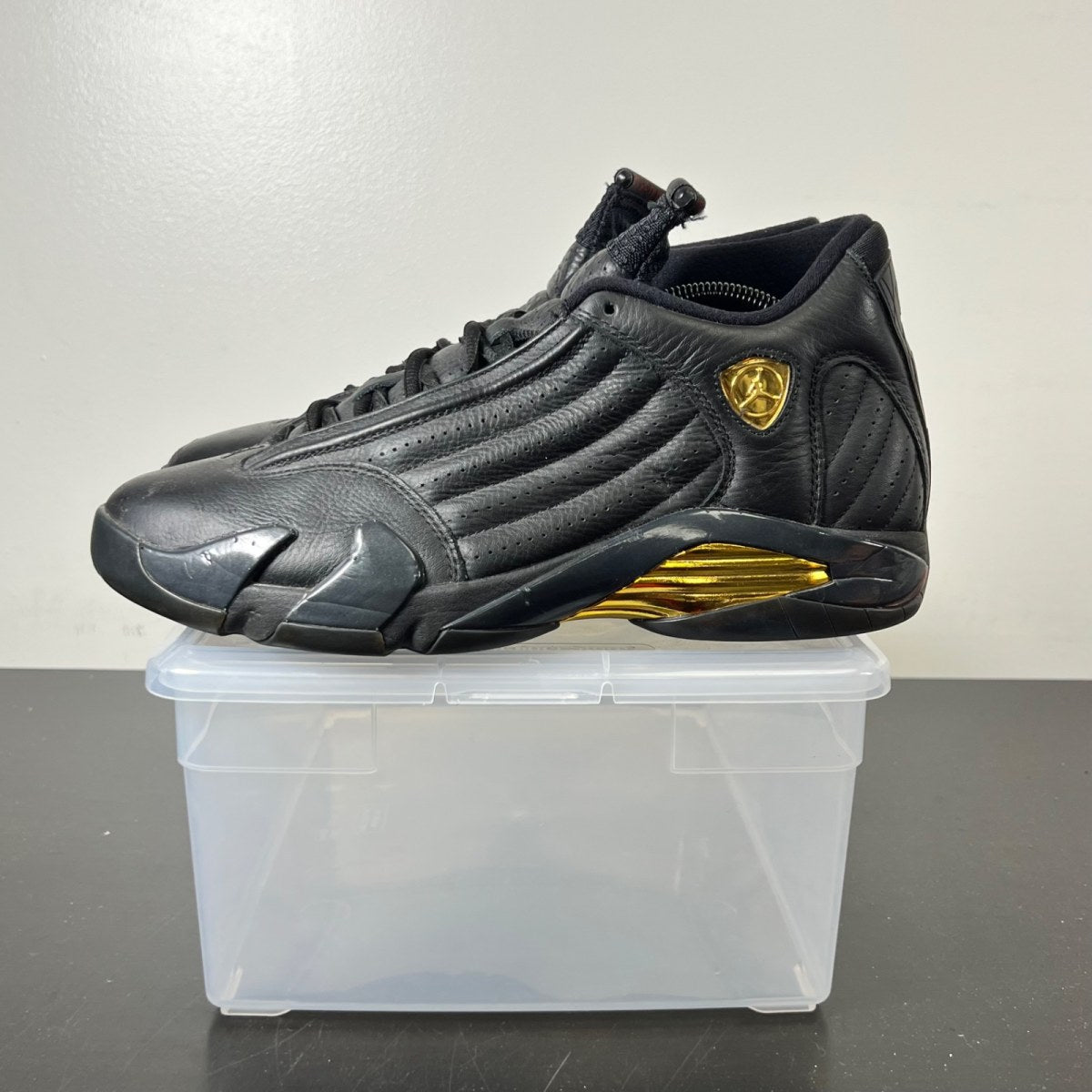 Jordan 14 Retro Defining Moments Pack Last Shot 10 (Heavily Worn Pre-Owned)JordanBlack/Metallic Gold/Varsity Red - Image 3