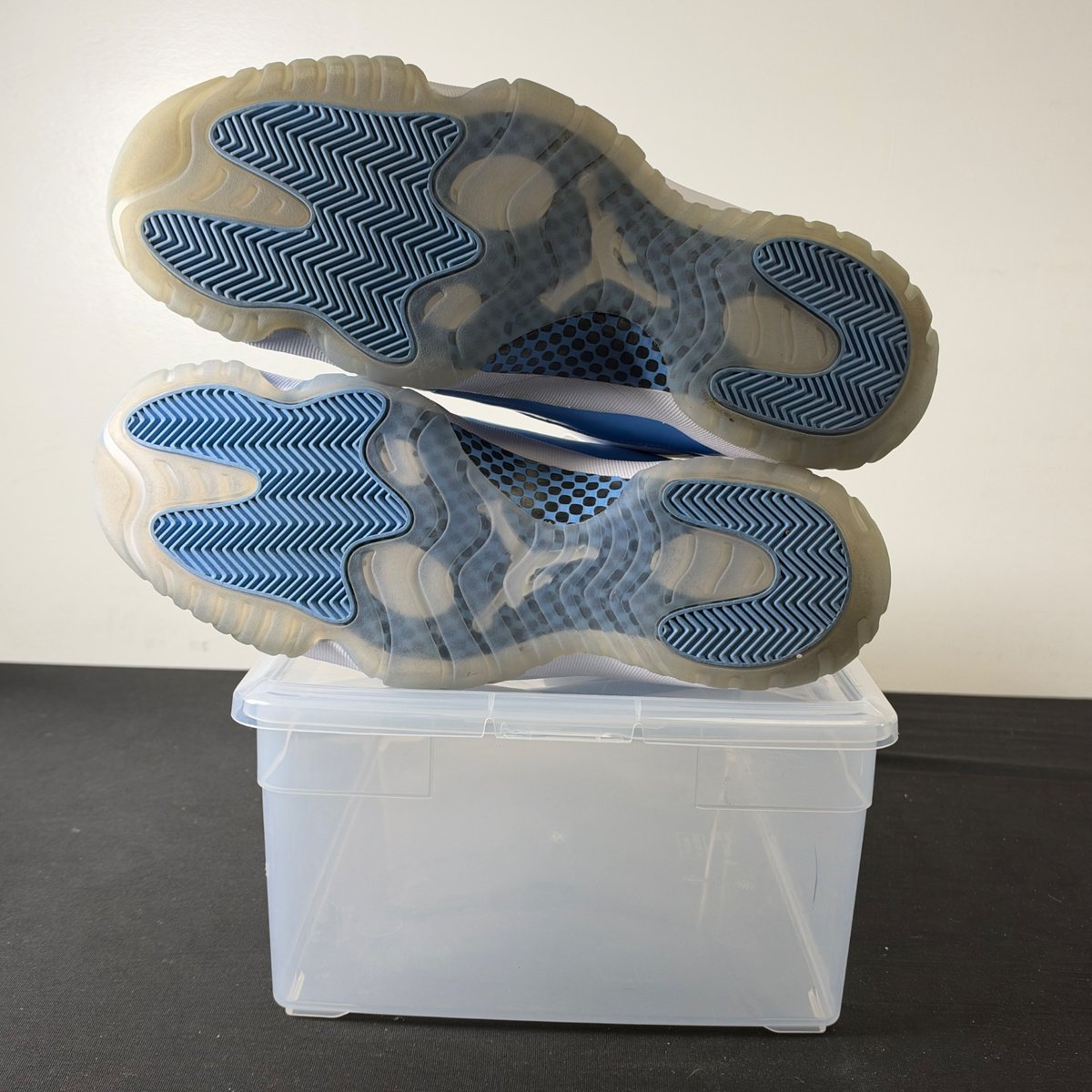 Jordan 11 Retro Low University Blue (2017) (Size 12) - aux