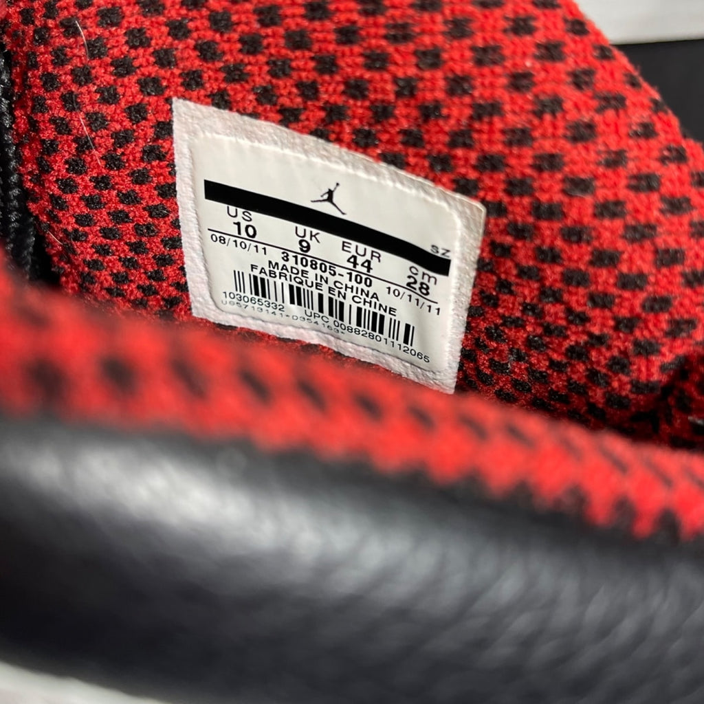 Jordan 10 Retro Chicago Bulls (2012) 10 (Moderately Worn Pre-Owned)JordanWhite/Varsity Red-Black - Image 6