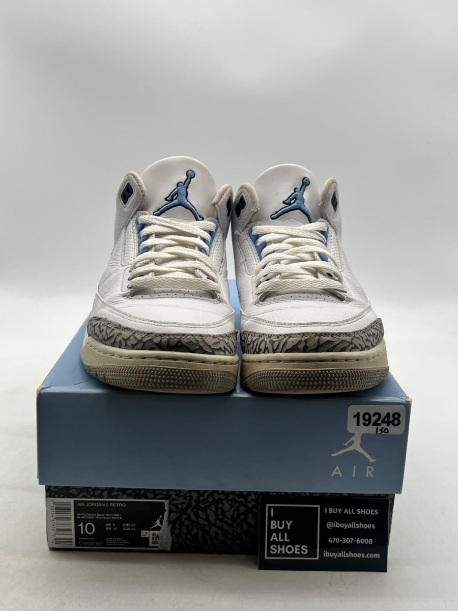 Jordan 3 Retro UNC (2020) 10 (Moderately Worn Pre-Owned) - Image 2