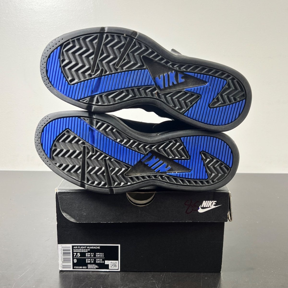 Nike Air Flight Huarache Black Lyon Blue (2024) 7.5 (Moderately Worn Pre-Owned)NikeBlack/Lyon Blue/Black - Image 5