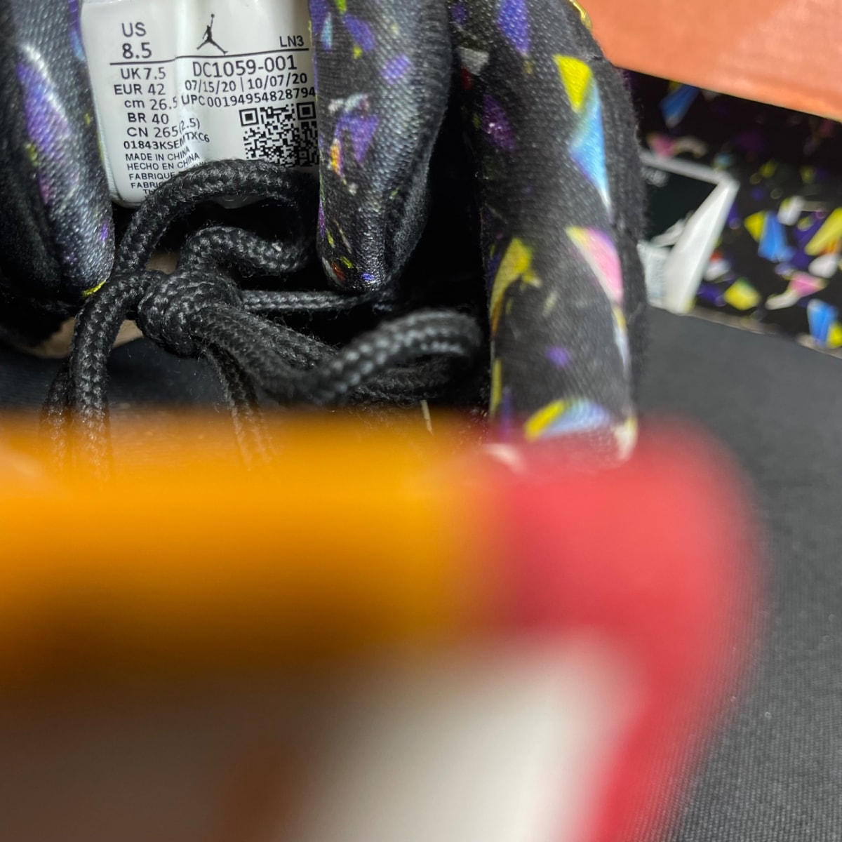 Jordan 12 Low SE Super Bowl LV 8.5 (Moderately Worn Pre-Owned)JordanBlack/Metallic Gold/Varsity Red - Image 6
