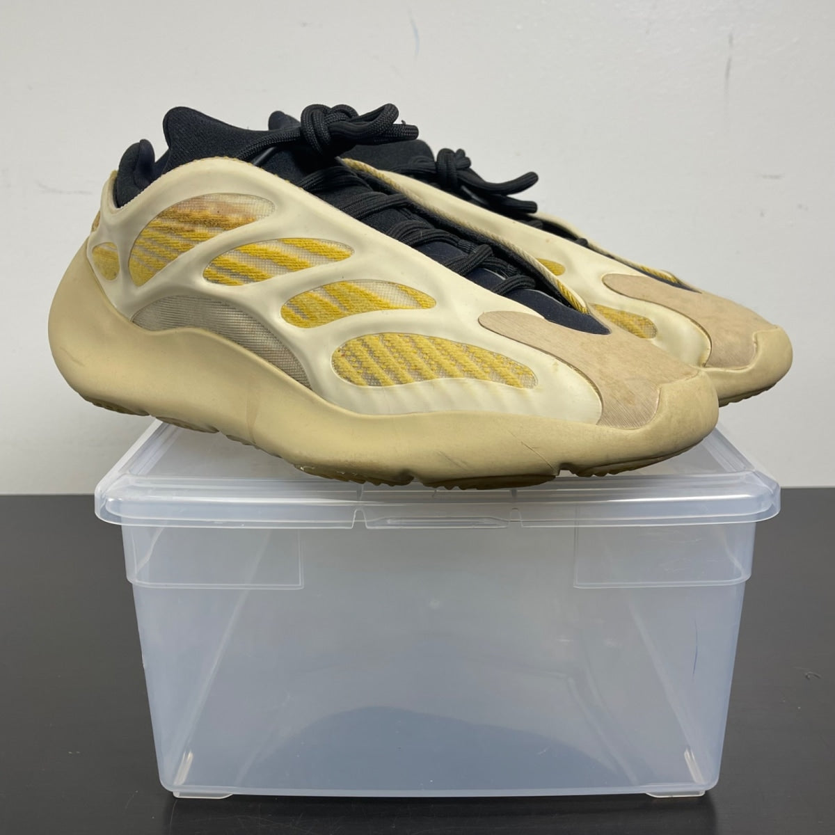 adidas Yeezy 700 V3 Safflower 11 (Moderately Worn Pre-Owned)adidasSafflower/Safflower/Safflower - Image 1