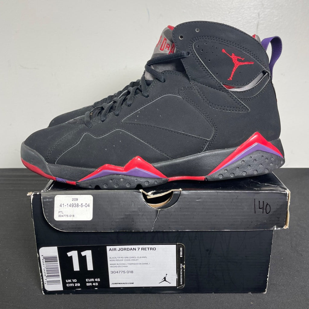 Jordan 7 Retro Raptors (2012) 11 (Moderately Worn Pre-Owned)JordanBlack/True Red-Dark Charcoal-Club Purple - Image 3