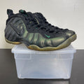 Nike Air Foamposite Pro Pine Green 11 (Moderately Worn Pre-Owned)NikePine Green/Black - Image 1